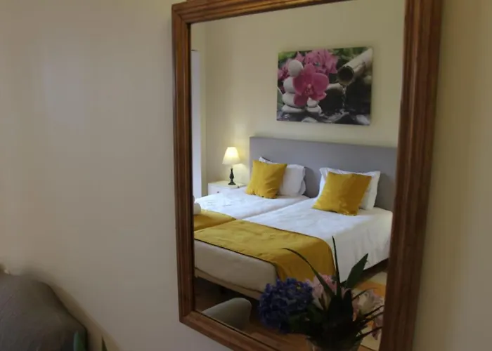 Farma Casa Da Tia Clementina Santana (Madeira)